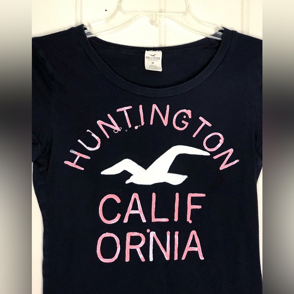 Hollister Navy Blue Round Neck Blouse Huntington California Medium 8- 10
Stretch - Picture 8 of 16